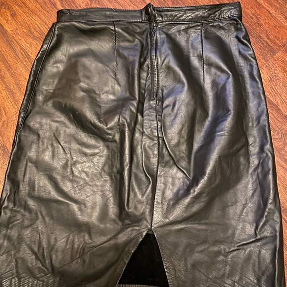 Genuine Leather skirt - Women’s size 11/12 - Picture 2 of 7